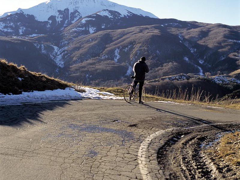 Ciclista a Valbona